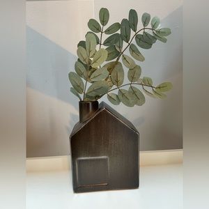 House vase